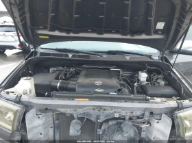 Toyota Sequoia * PLATINUM* ПАНО* KEYLESS* Camera* ПОДГРЕВ* LED* , снимка 10