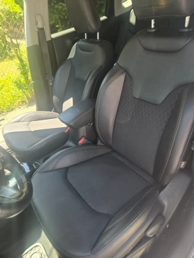 Jeep Compass Limited, снимка 12