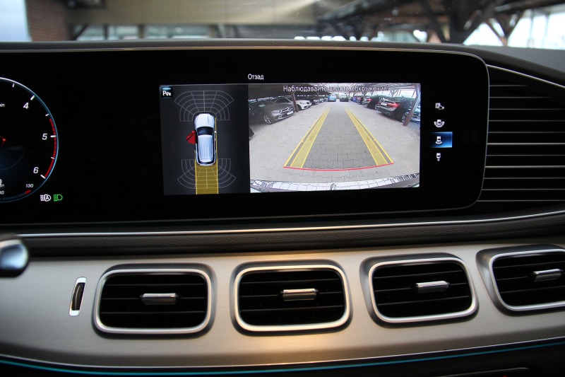 Mercedes-Benz GLE 300/Virtual/Ambient/Panorama, снимка 14 - Автомобили и джипове - 42852270
