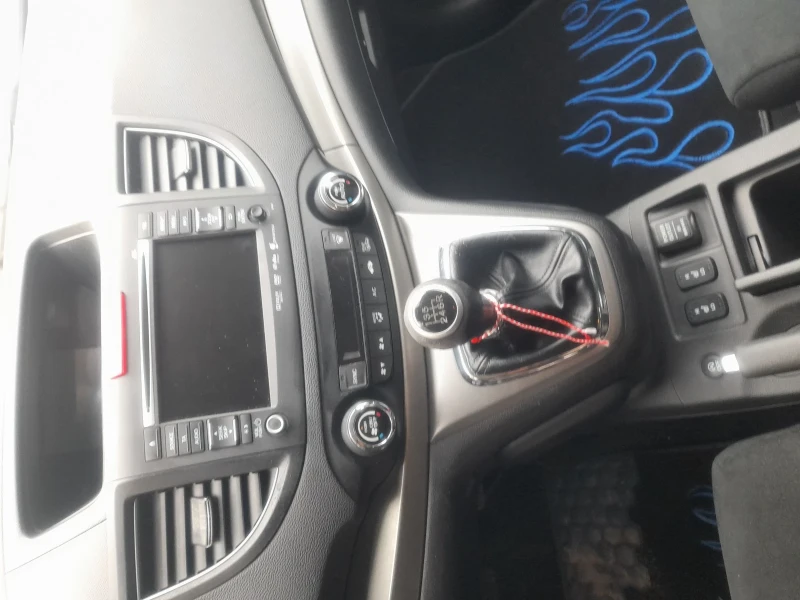 Honda Cr-v 120 kc, снимка 9 - Автомобили и джипове - 50730494