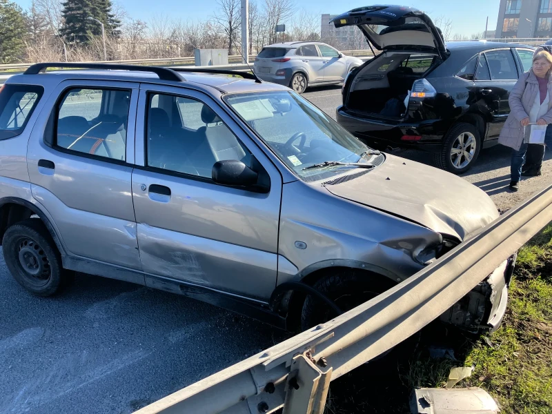 Suzuki Ignis, снимка 2 - Автомобили и джипове - 53250506