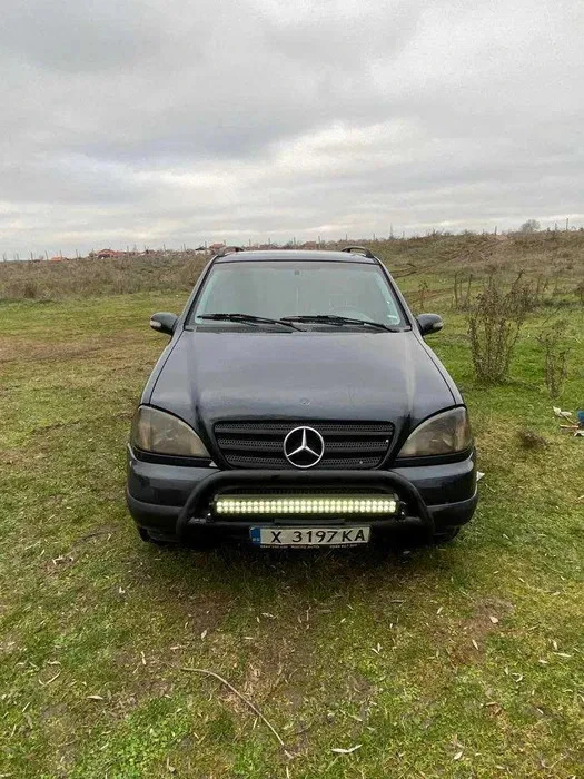 Mercedes-Benz ML 3.2 ГАЗ, снимка 1 - Автомобили и джипове - 47515783