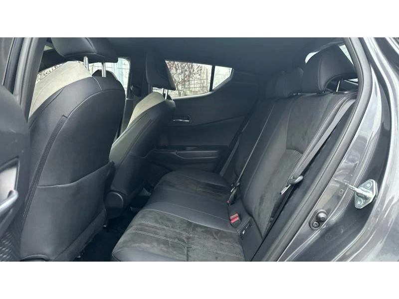 Toyota C-HR C-HR 2.0 HSD GR-SPORT, снимка 11 - Автомобили и джипове - 52947091