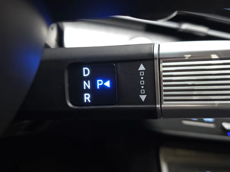 Hyundai Kona LONG RANGE PREMIUM 2WD, снимка 10 - Автомобили и джипове - 54489750