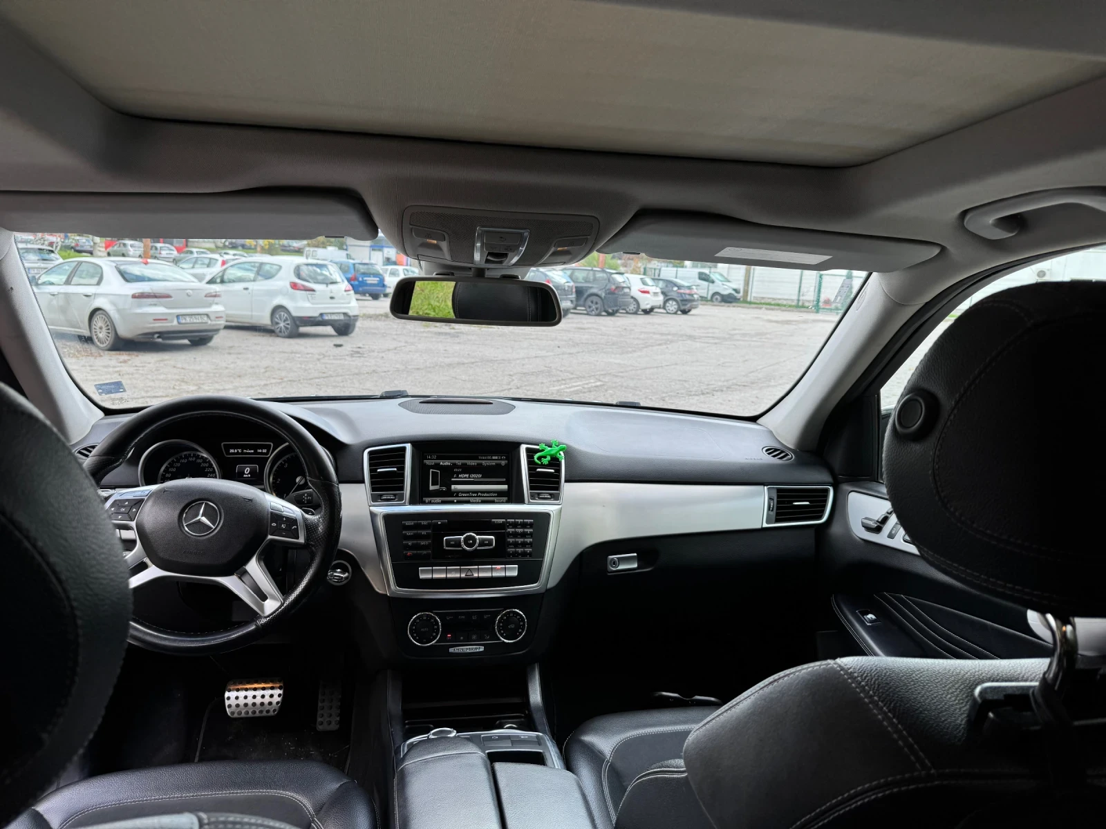 Mercedes-Benz ML 250 AMG Лед Пружини Панорама - изображение 7