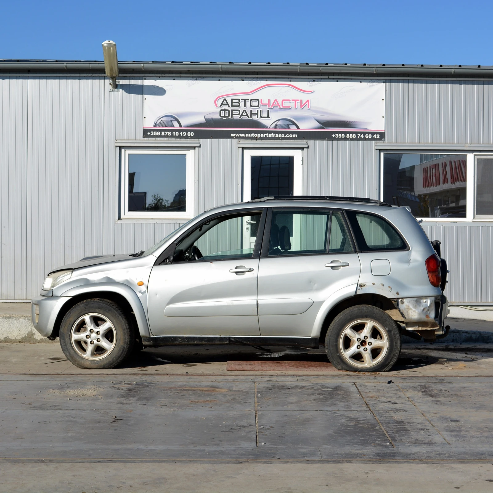 Toyota Rav4 2.0 D-4D - изображение 3