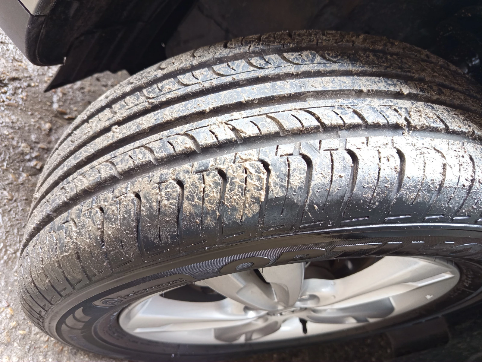 Hyundai IX35 2.0 i 4 × 4, снимка 17 - Автомобили и джипове - 54025613