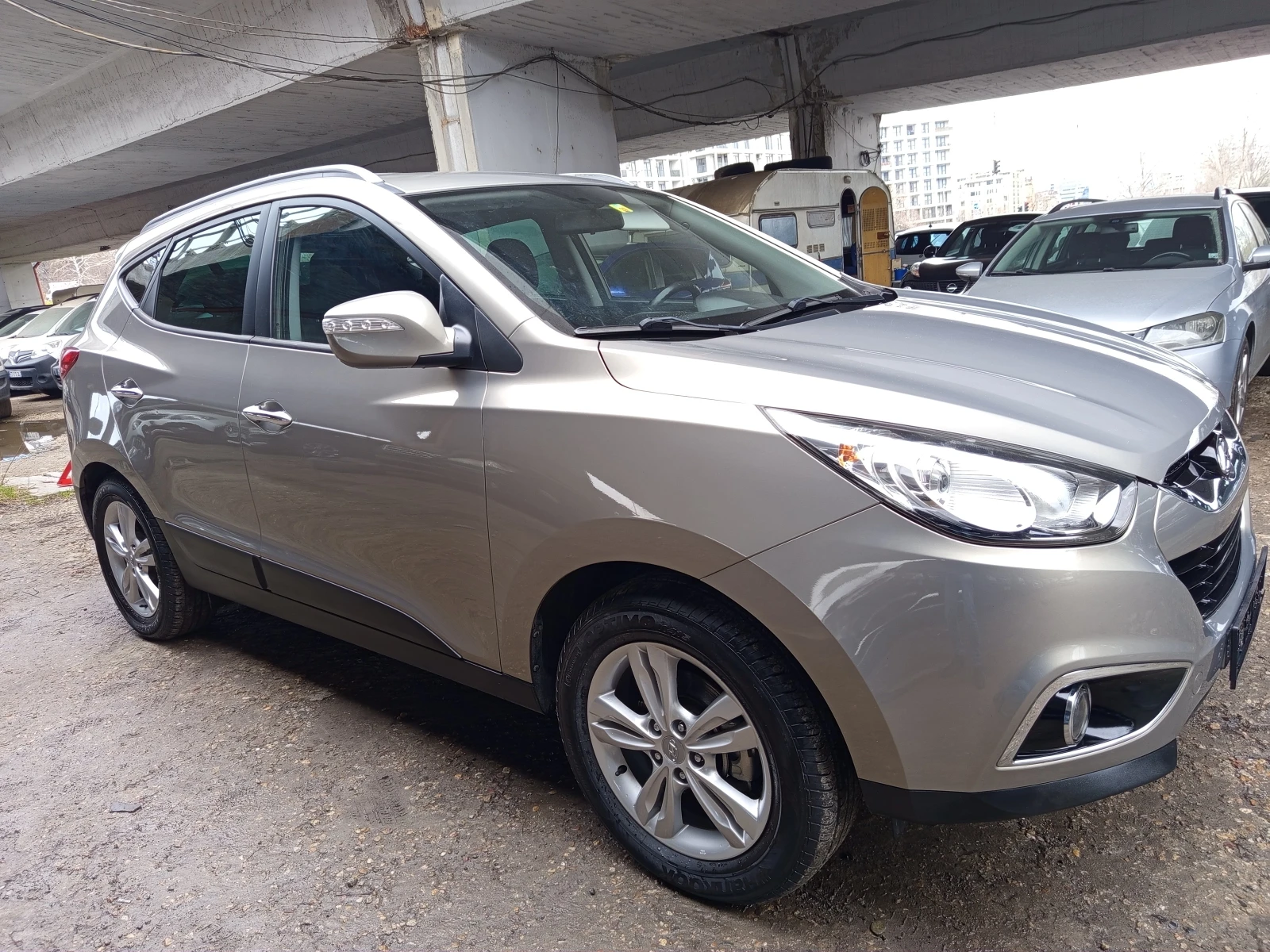 Hyundai IX35 2.0 i 4 × 4, снимка 4 - Автомобили и джипове - 54025613