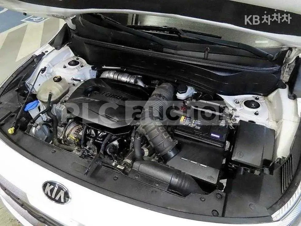 Kia Seltos, снимка 5 - Автомобили и джипове - 54205959