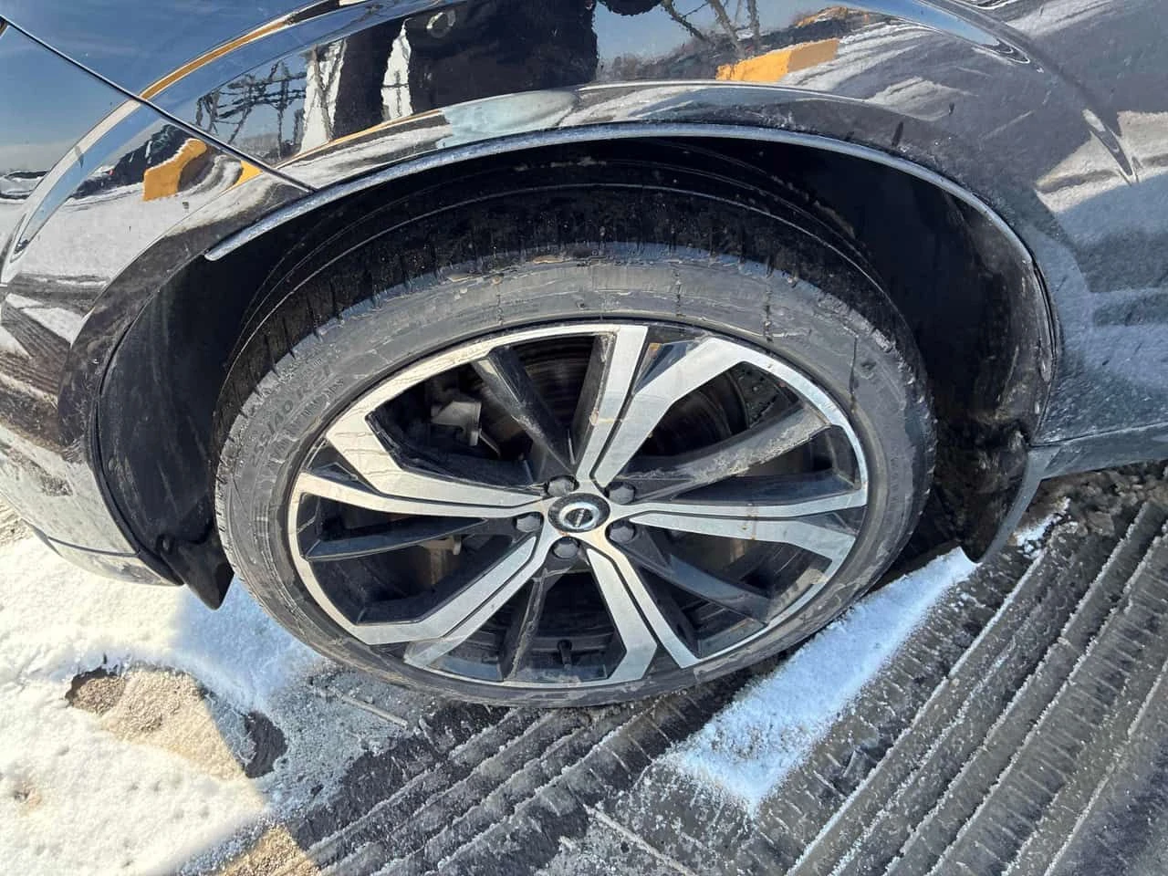 Volvo XC60 * R Design * ПОДГРЕВ * ПАМЕТ * КАМЕРА, снимка 7 - Автомобили и джипове - 54217660