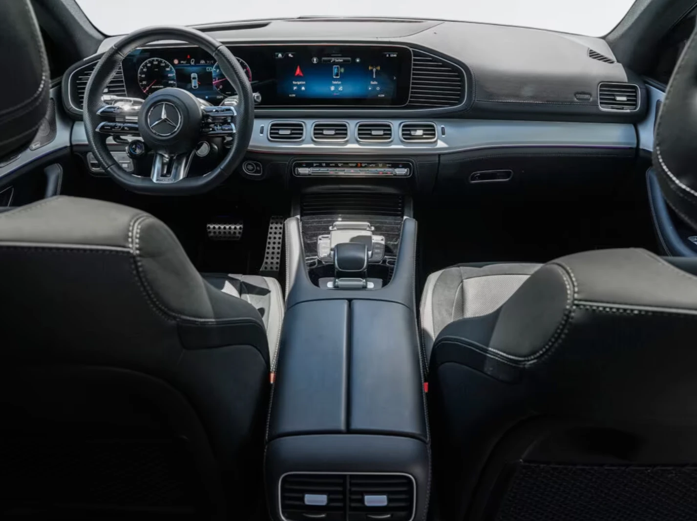 Mercedes-Benz GLE 53 4MATIC COUPE* BURMESTER* PANO* 360* ВЕНТИЛАЦИЯ* HUD* , снимка 11 - Автомобили и джипове - 54956634