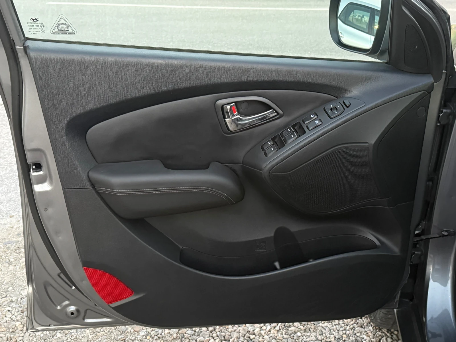 Hyundai IX35 1.7 CRDI  NAVI 4-ПОДГРЕВА, снимка 8 - Автомобили и джипове - 55052798