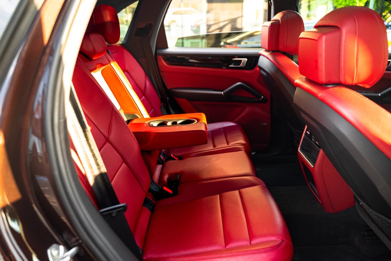 Porsche Cayenne, снимка 12 - Автомобили и джипове - 55235225
