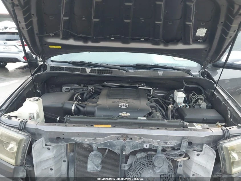 Toyota Sequoia * PLATINUM* ПАНО* KEYLESS* Camera* ПОДГРЕВ* LED* , снимка 10 - Автомобили и джипове - 55654572