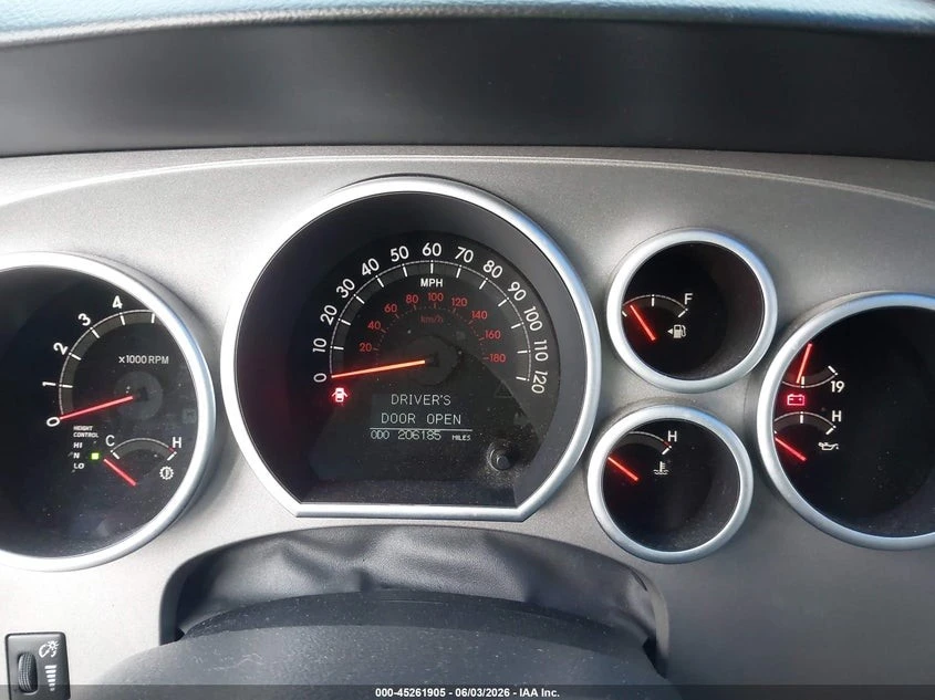 Toyota Sequoia * PLATINUM* ПАНО* KEYLESS* Camera* ПОДГРЕВ* LED* , снимка 8 - Автомобили и джипове - 55654572