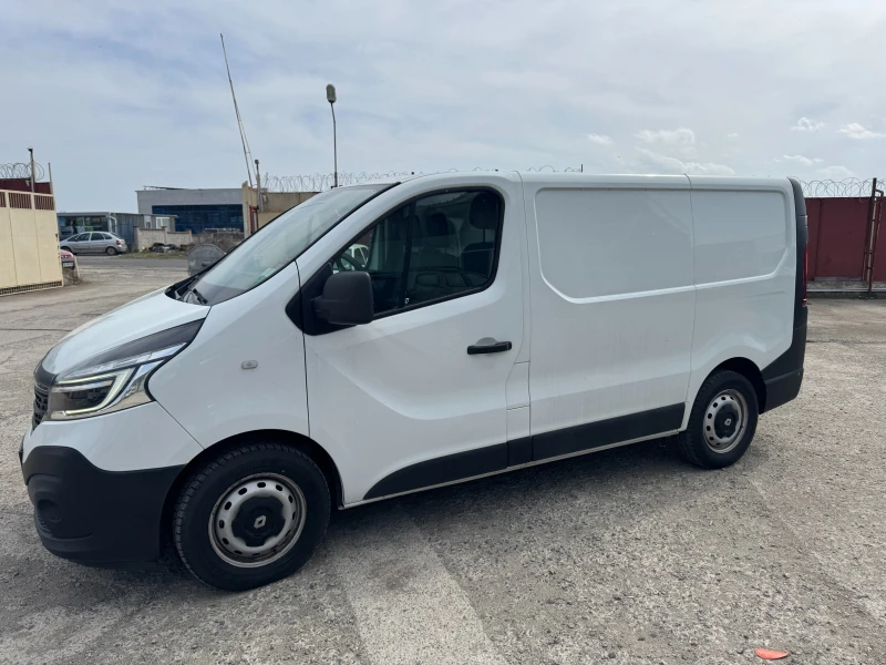 Renault Trafic, снимка 3 - Бусове и автобуси - 49868981