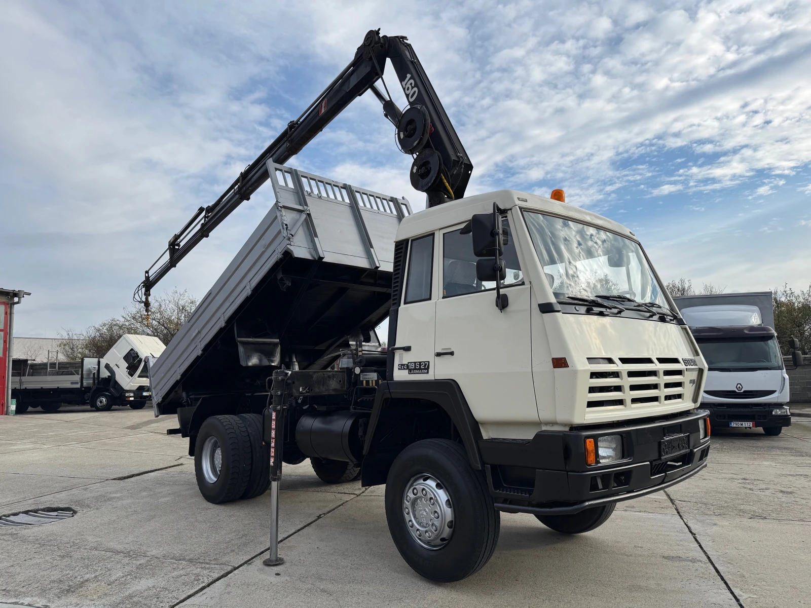 Steyr 19 19s27 , 4x4 , HIAB 160  - изображение 6