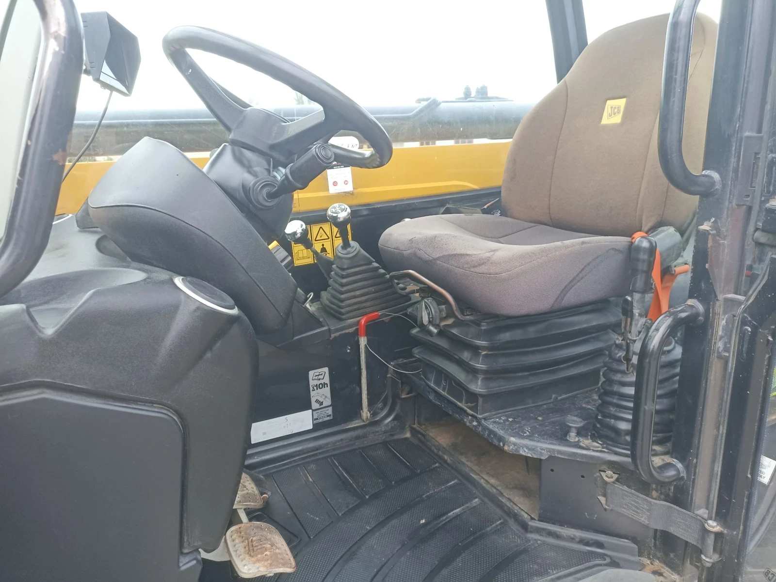 Телескопичен товарач JCB 535-95 - изображение 9