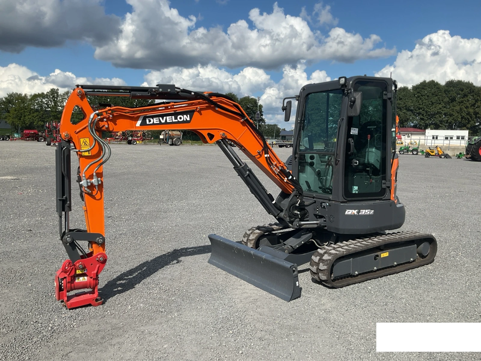 Багер Develon DX35Z-7 НОВ!!!, снимка 1