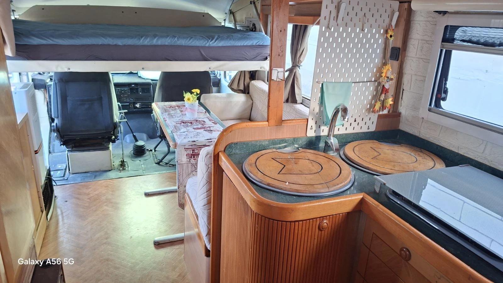 Кемпер Mobilvetta euro yacht 175, снимка 14 - Каравани и кемпери - 55197159
