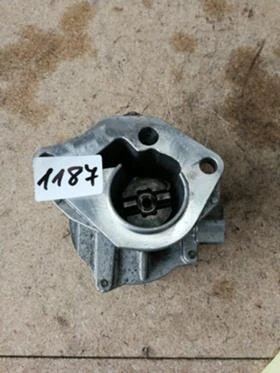 вакуум помпа Renault Clio Megane Scenic - 101cv - dci, снимка 1