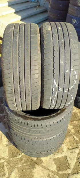 Гуми Летни 225/45R18, снимка 2 - Гуми и джанти - 44051008