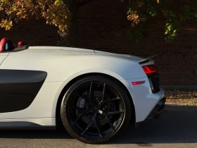 Audi R8 * SPYDER* * HeadUp* AвтоКредит* (ЦЕНА ДО БГ), снимка 7