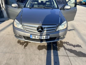 Mercedes-Benz C 220, снимка 16