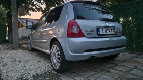 ������ Renault Clio