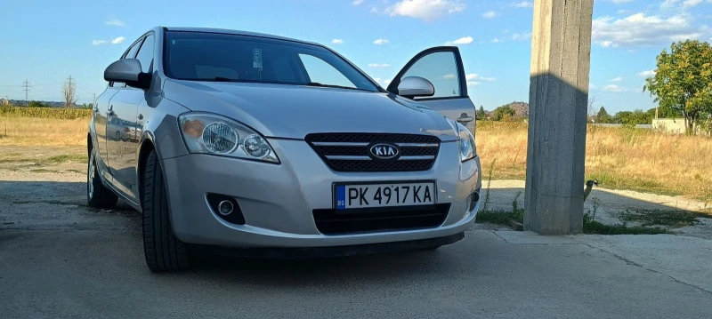 Kia Ceed, снимка 5 - Автомобили и джипове - 48235999