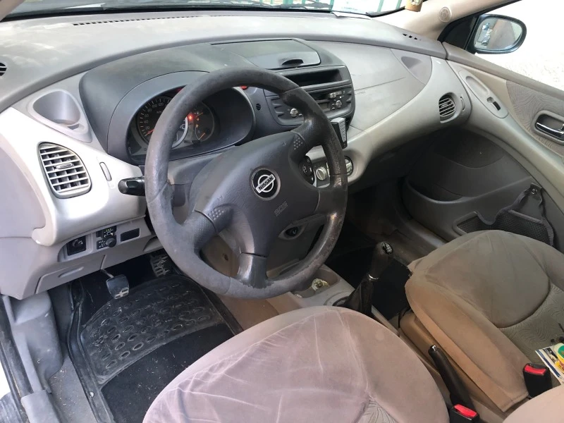 Nissan Almera tino, снимка 4 - Автомобили и джипове - 48358371