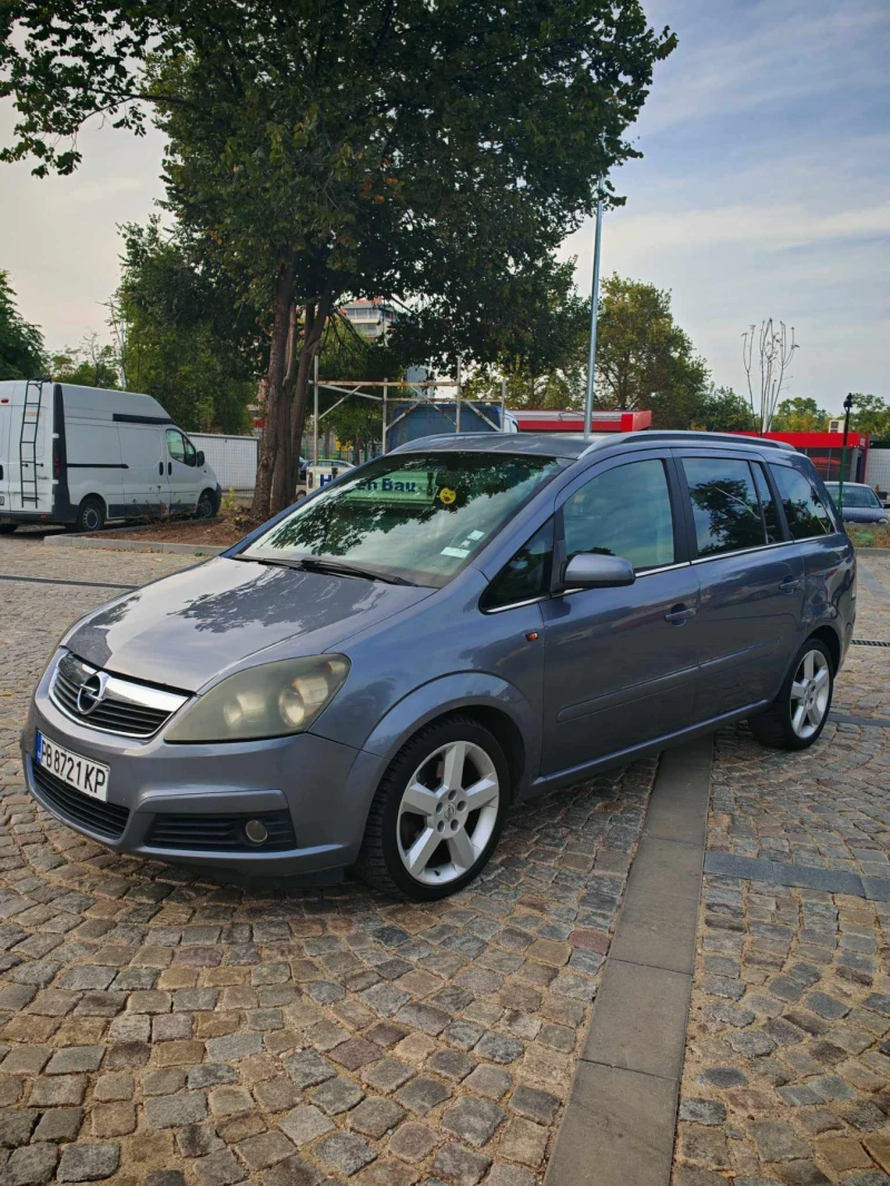 Opel Zafira, снимка 1 - Автомобили и джипове - 47185800