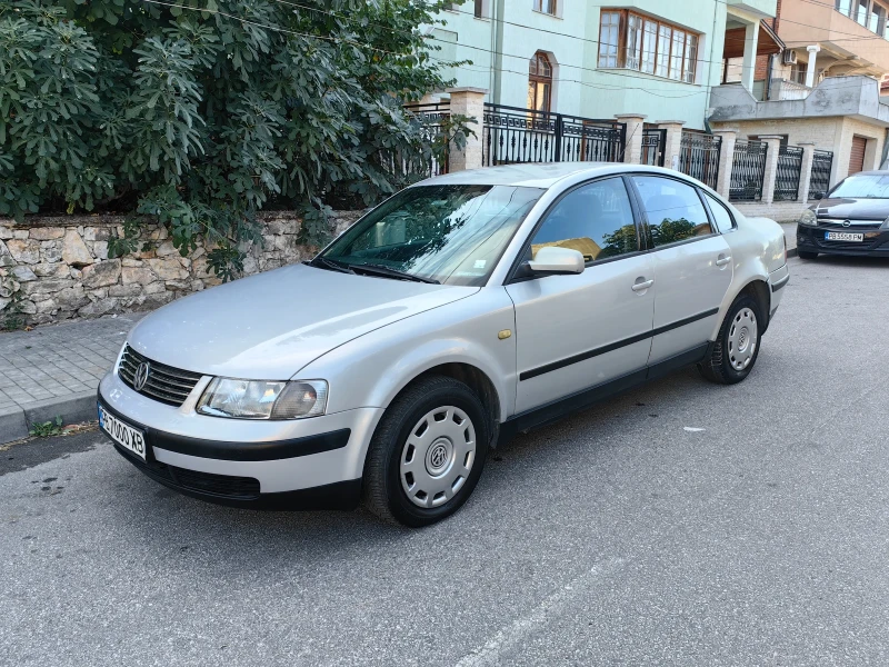 VW Passat, снимка 2 - Автомобили и джипове - 47417410