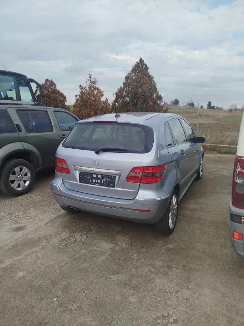 Mercedes-Benz B 170, снимка 9 - Автомобили и джипове - 48261702