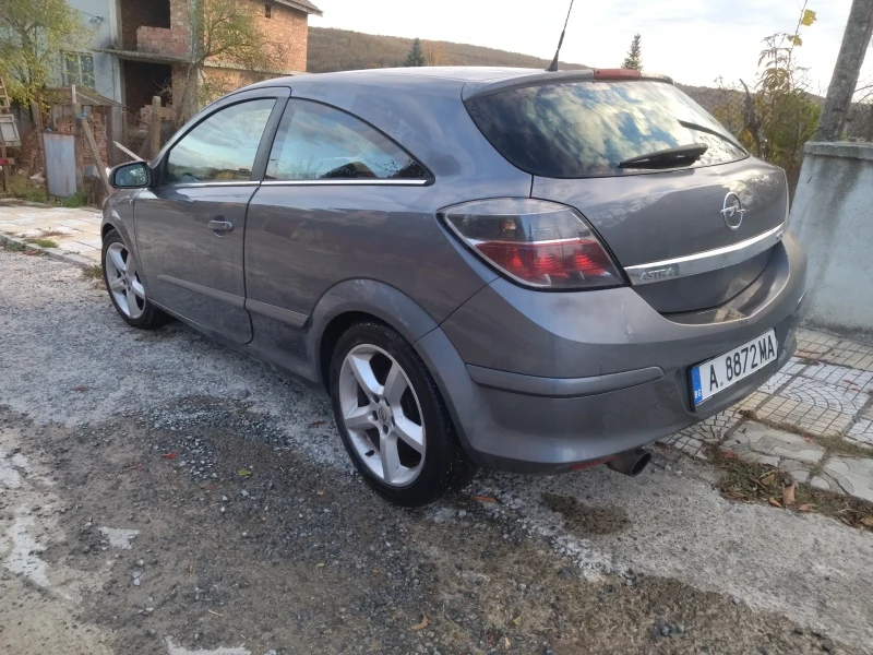 Opel Astra GTC, снимка 2 - Автомобили и джипове - 47914793