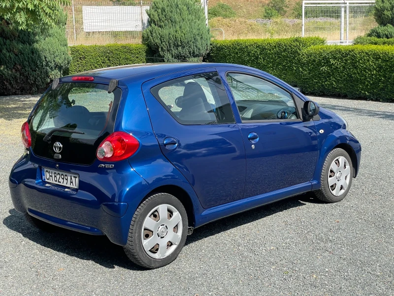 Toyota Aygo 1.0, снимка 4 - Автомобили и джипове - 52300035