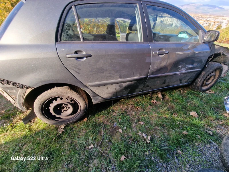 Toyota Corolla, снимка 3 - Автомобили и джипове - 52214042