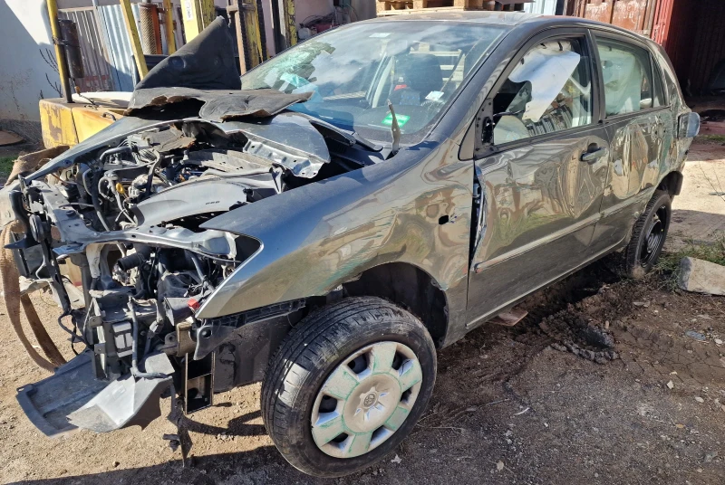 Toyota Corolla, снимка 8 - Автомобили и джипове - 52214042