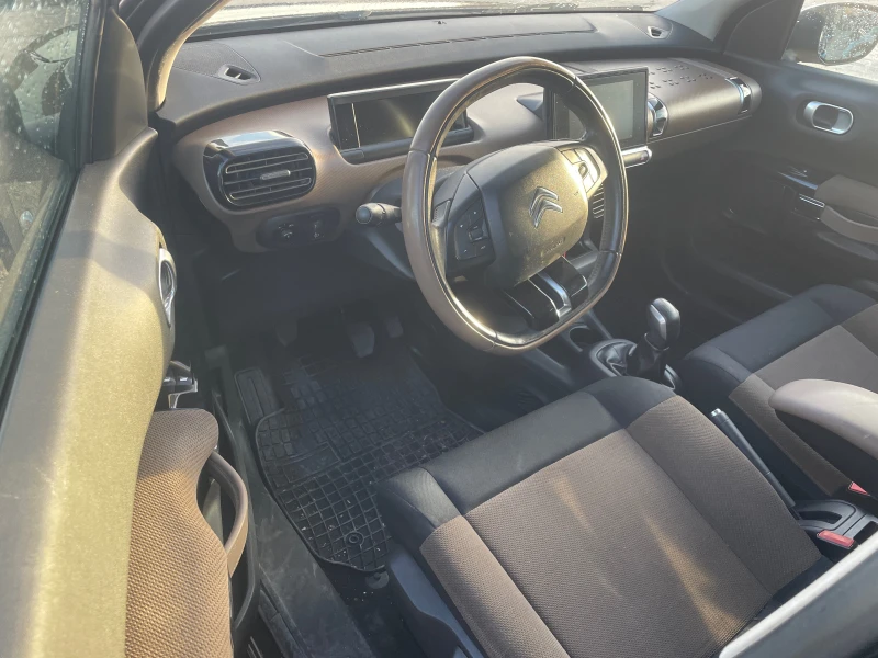 Citroen C4 Cactus 1.6 Blue HDI, снимка 8 - Автомобили и джипове - 52261464
