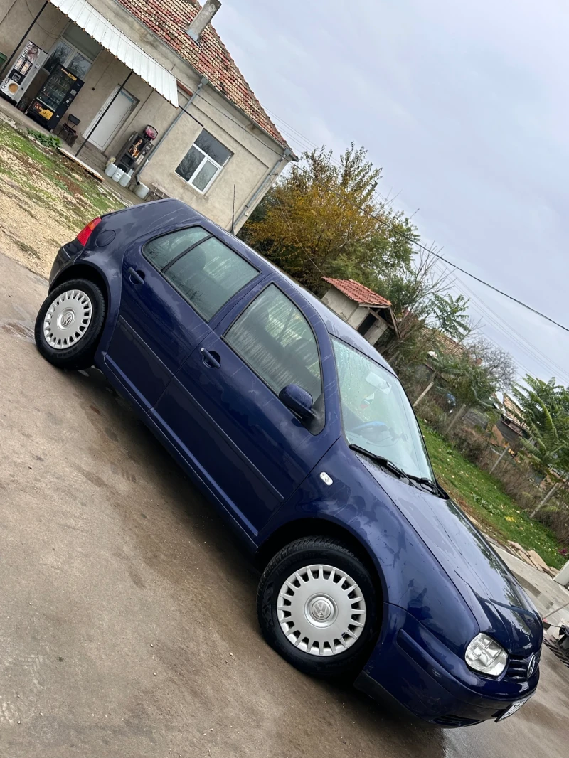 VW Golf
