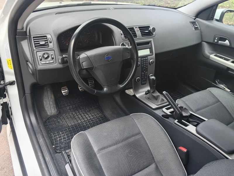 Volvo C30 2.0 Diesel R DESIGN, снимка 13 - Автомобили и джипове - 52727037