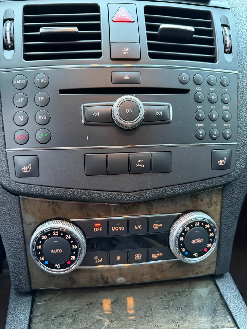 Mercedes-Benz C 350, снимка 13 - Автомобили и джипове - 53095081