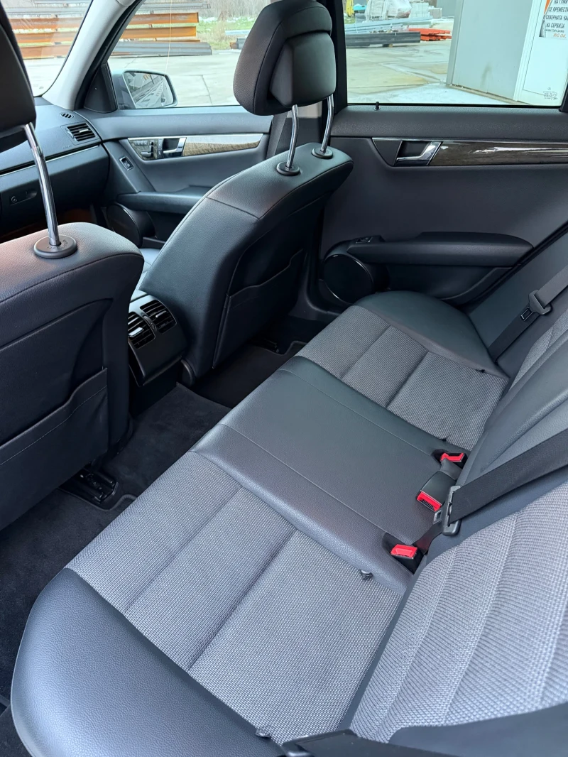 Mercedes-Benz C 350, снимка 5 - Автомобили и джипове - 53095081