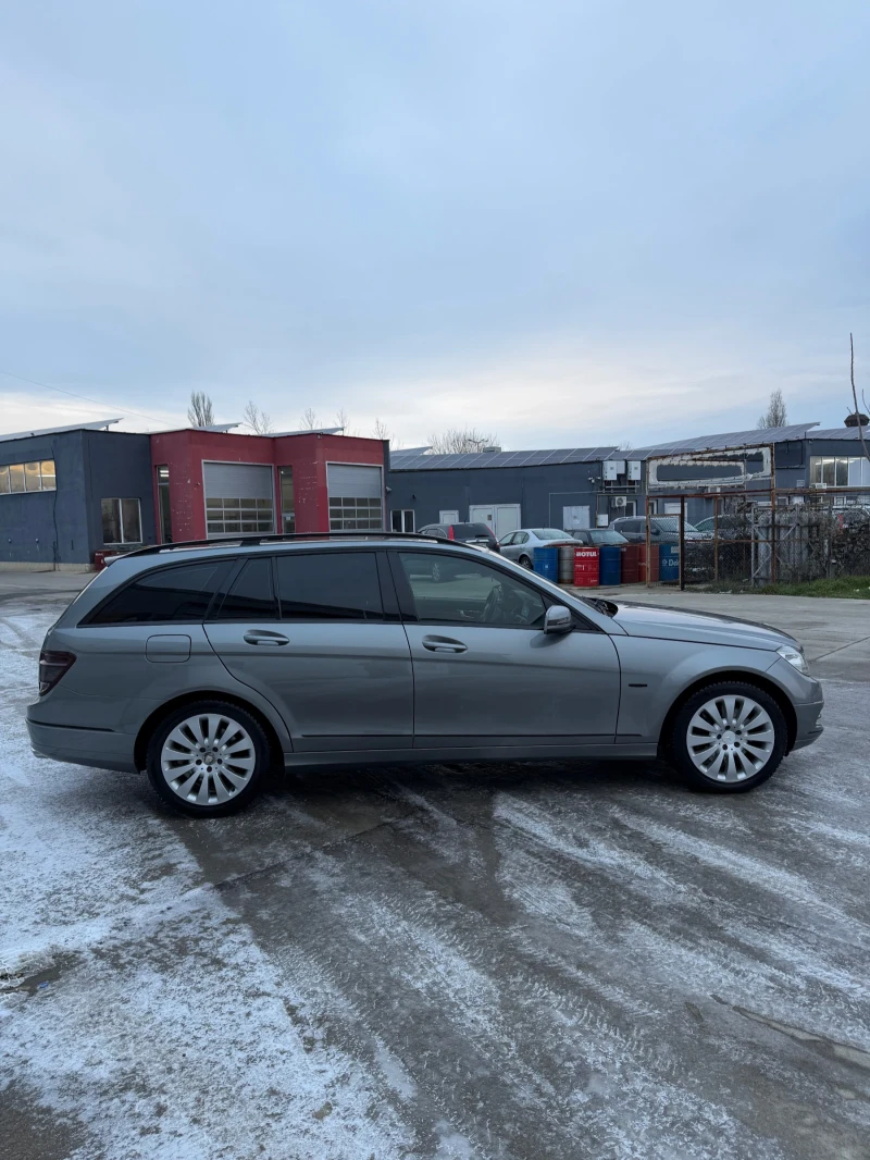 Mercedes-Benz C 350, снимка 3 - Автомобили и джипове - 53095081