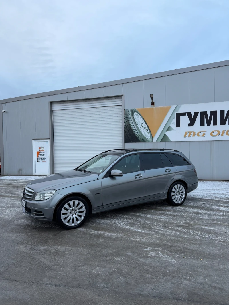 Mercedes-Benz C 350, снимка 2 - Автомобили и джипове - 53095081