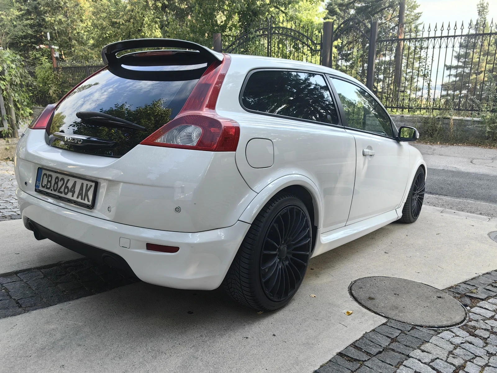 Volvo C30 2.0 Diesel R DESIGN - изображение 8