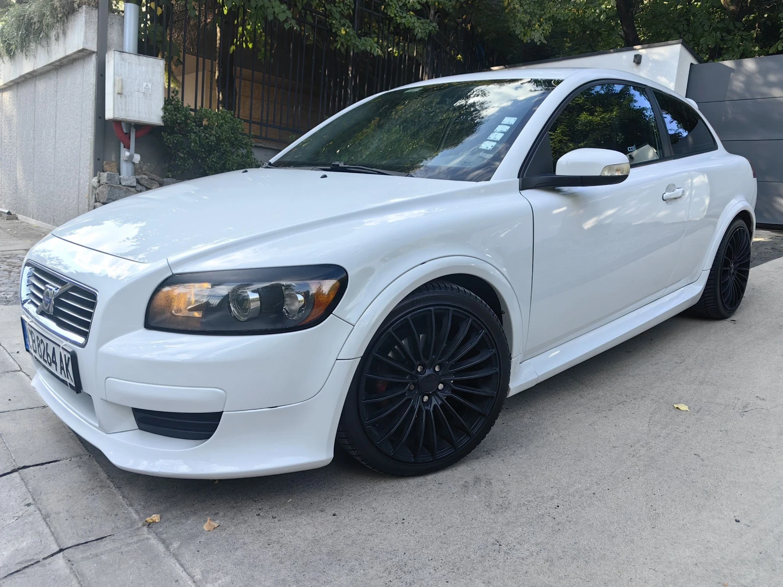 Volvo C30 2.0 Diesel R DESIGN - изображение 10