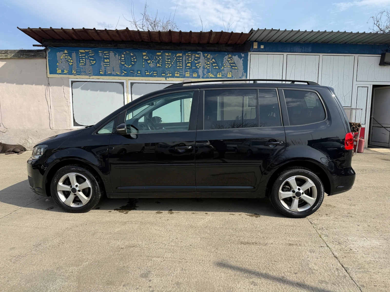 VW Touran 1, 6TDI* 105к.с* 6+ 1* Navi* , снимка 2 - Автомобили и джипове - 53730193