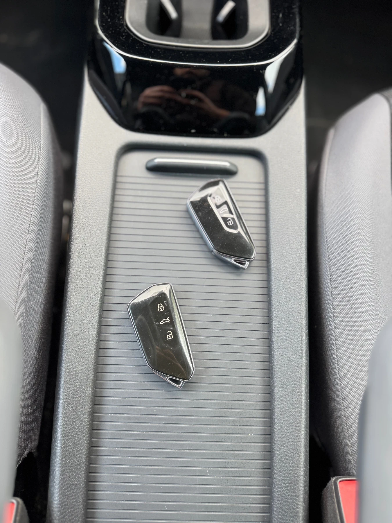 VW ID.4 82kw* ProPerfomance* 91%SOH* Germany, снимка 14 - Автомобили и джипове - 54384160