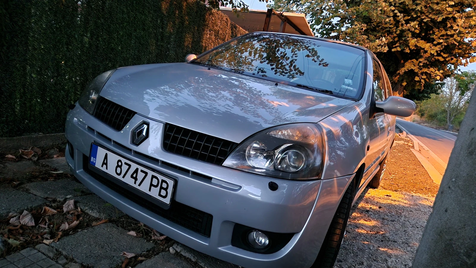 Renault Clio RS, снимка 3 - Автомобили и джипове - 54399125